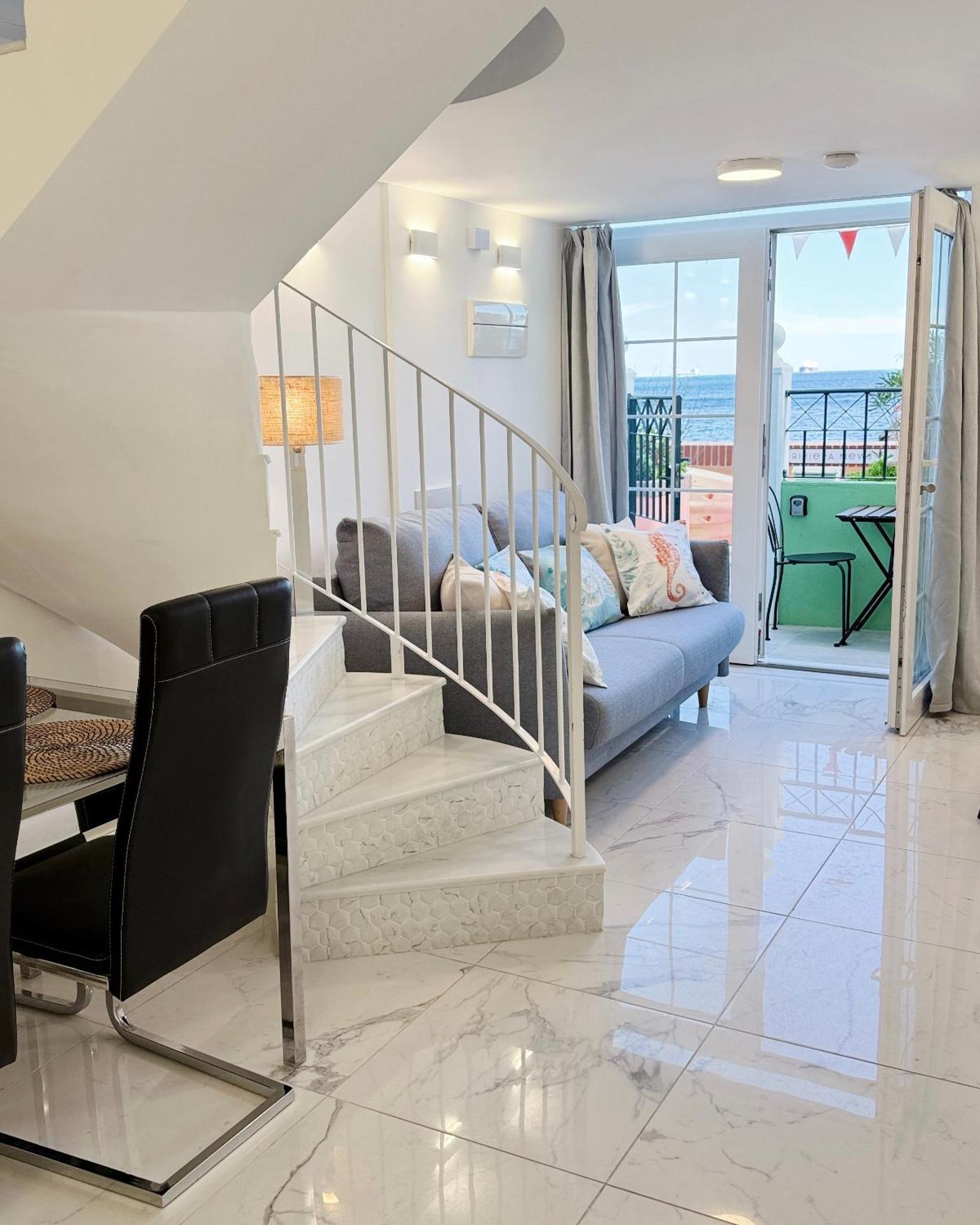 Unique Waterfront Duplex On The Mediterranean - Caleta, Catalan Bay Гибралтар Екстериор снимка